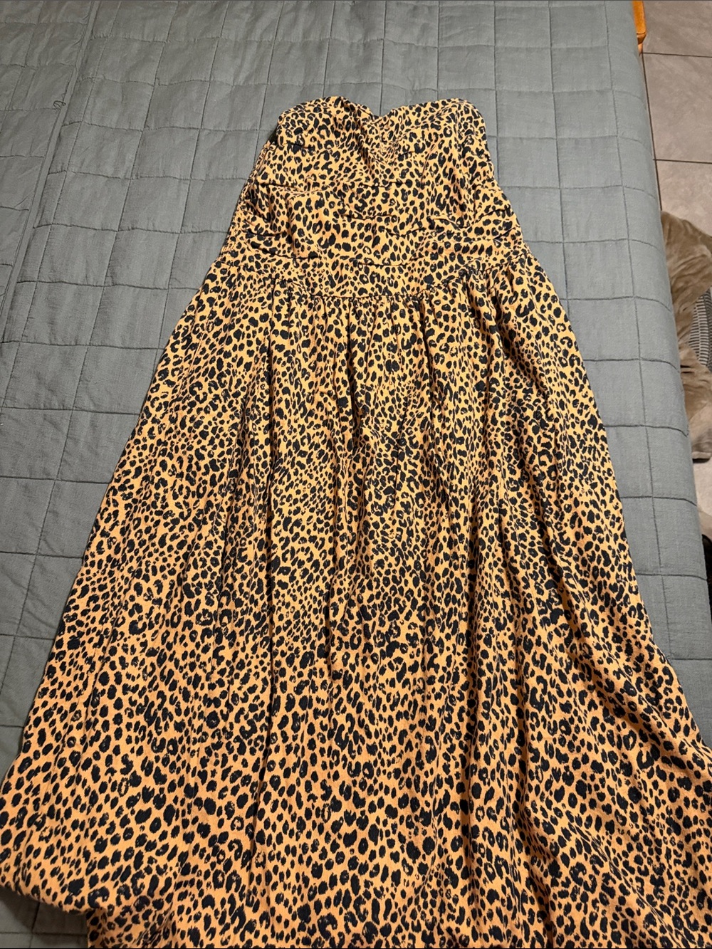 Universal Thread Leopard Print Strapless dress